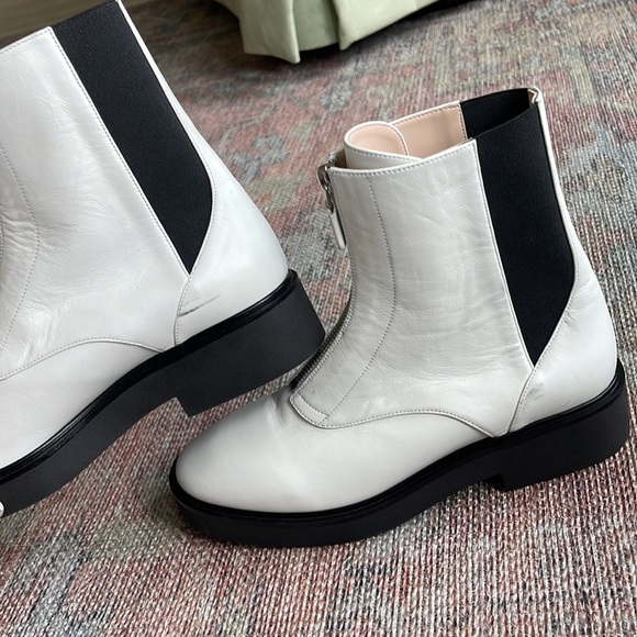 STUART WEITZMAN Lodge Zip Leather Bootie in White - Picture 7 of 9